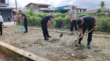 Brimob Polda Aceh, Melaksanakan Bhakti Sosial Dalam Menyambut HUT RI Ke-81